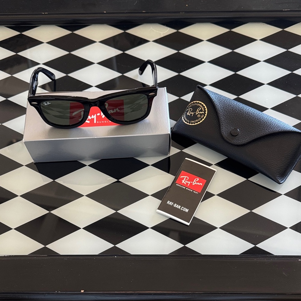Authentic Ray-Ban Classic Black Sunglasses with Case